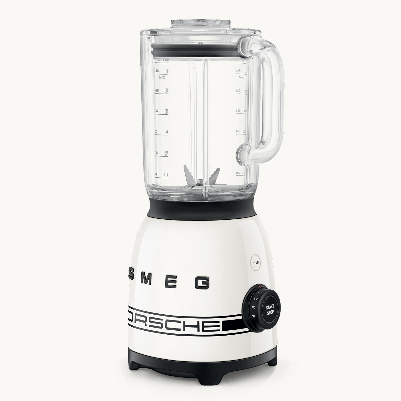Detal blendera Porsche x SMEG – pasek Porsche